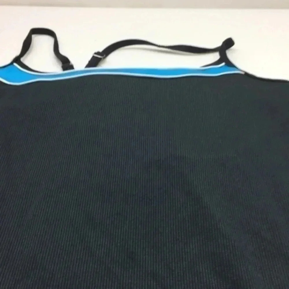 Tail swim wear  Size Small - Picture 12 of 16